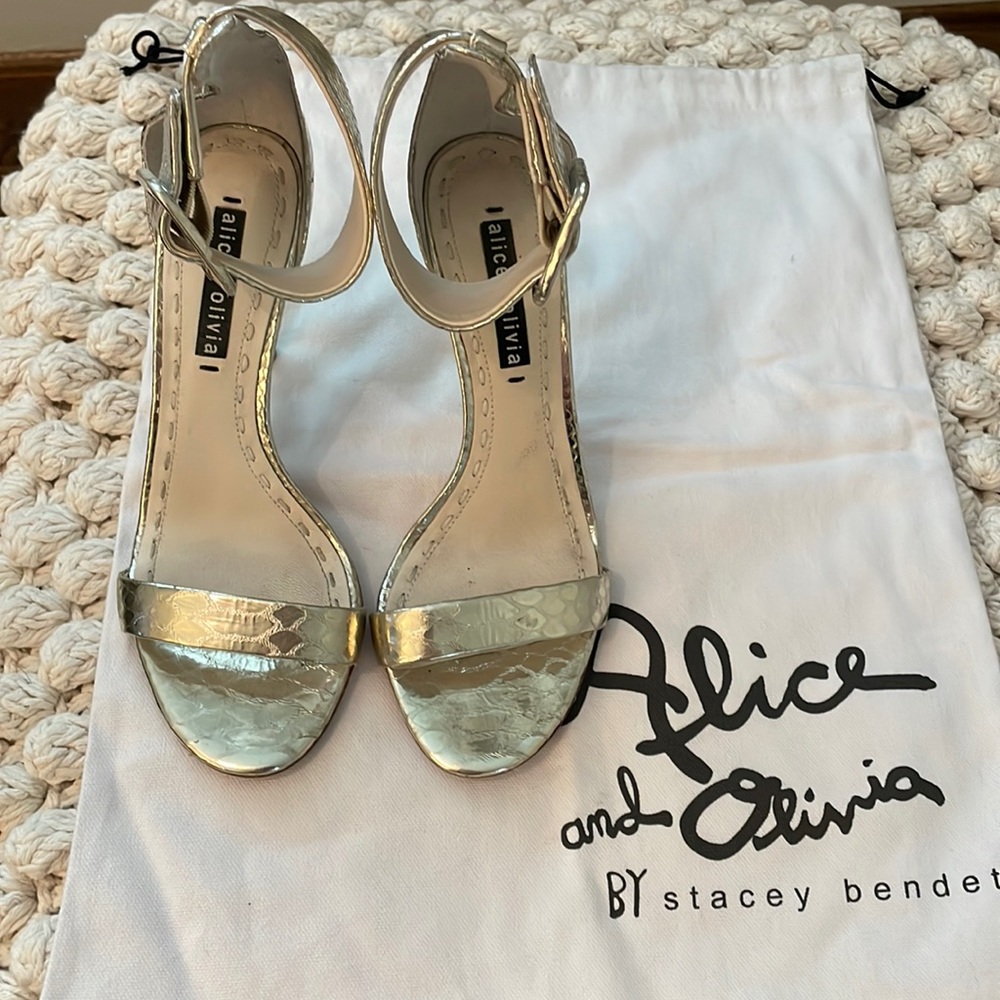 Alice + Olivia Metallic Gold/Silver Heels, Size 7.5